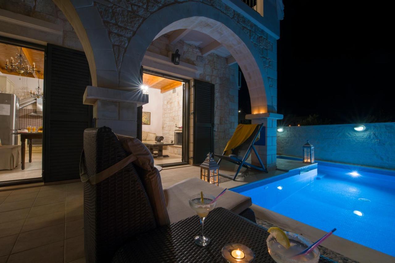 Villa Christy สตาโลส ภายนอก รูปภาพ